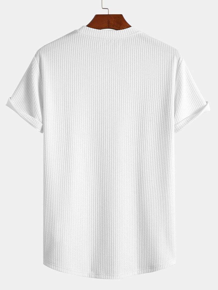 Muscle Fit T-Shirt mit geripptem Bogensaum